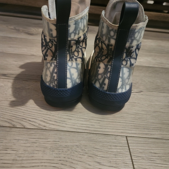 Dior - Picture 4 of 4